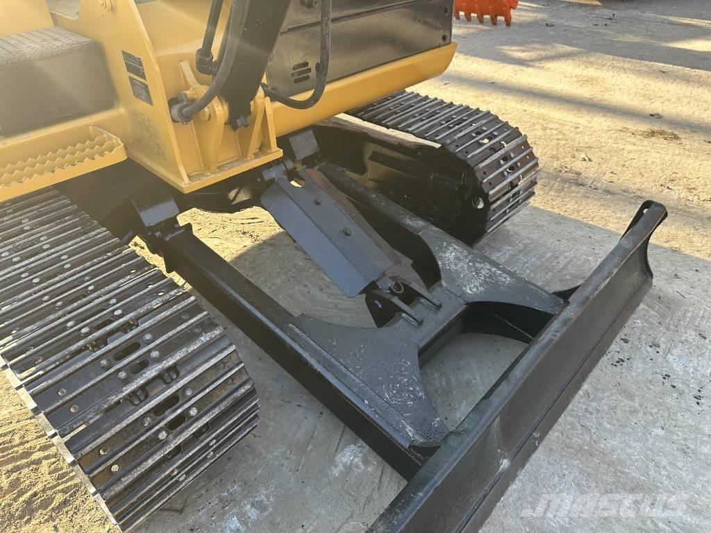 CAT 305.5E Vikšriniai ekskavatoriai