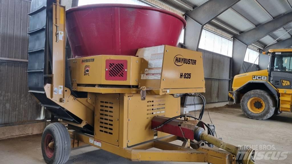 Haybuster H-835 Ryšulių smulkinimo, pjaustymo ir išvyniojimo įrenginiai