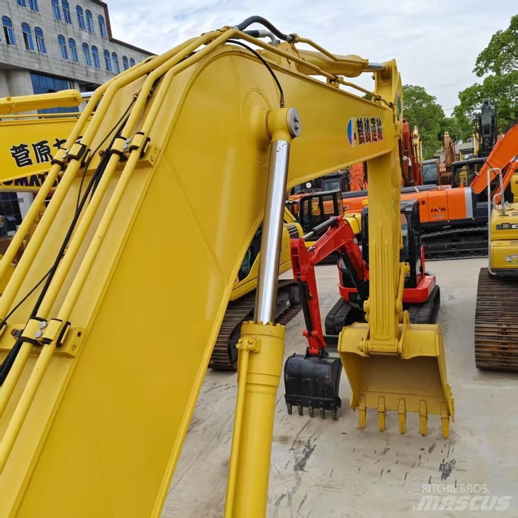 Komatsu PC 220-8 Vikšriniai ekskavatoriai