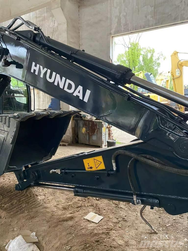 Hyundai 225LC-9 Vikšriniai ekskavatoriai