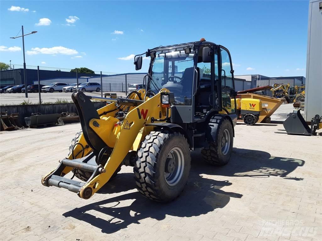 Wacker Neuson WL52 Naudoti ratiniai krautuvai