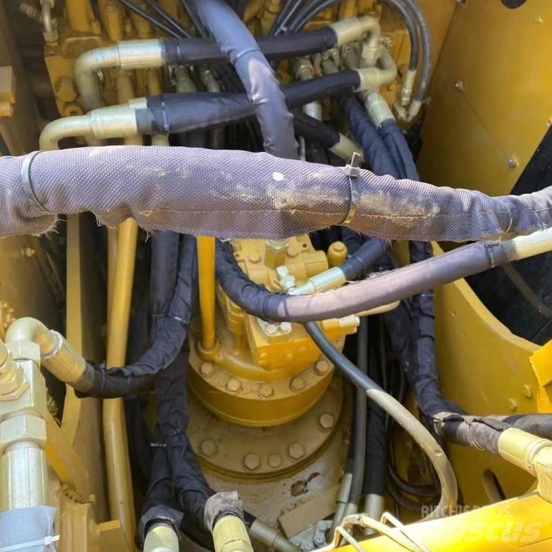 CAT 320 D Vikšriniai ekskavatoriai