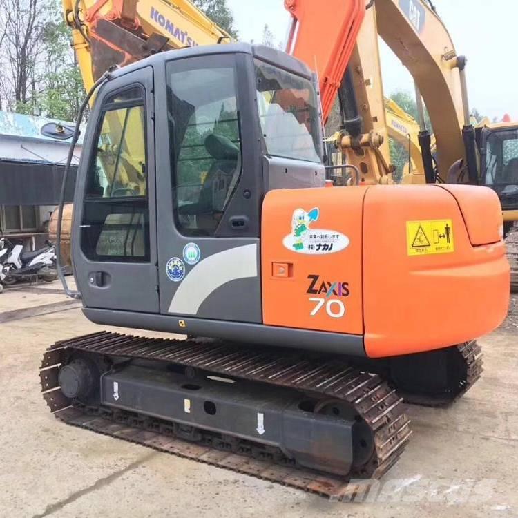 Hitachi zx70 Vidutinės galios ekskavatoriai 7-12 t