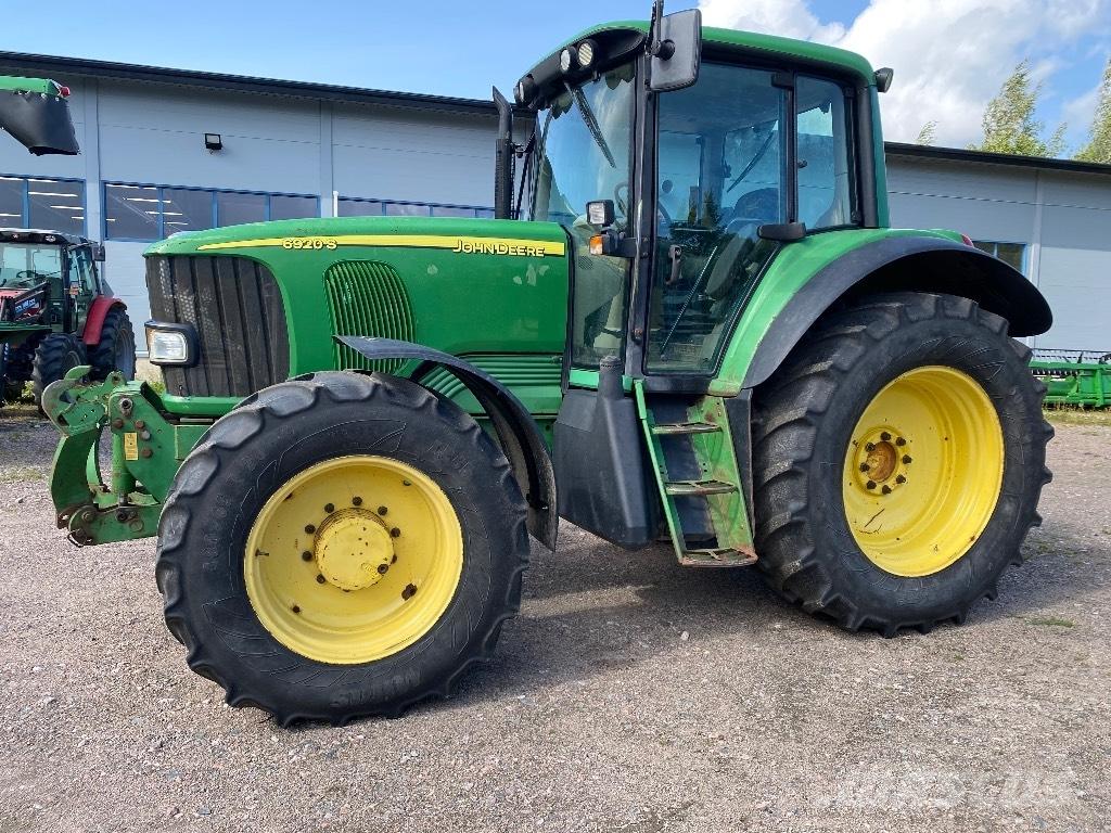 John Deere 6920 S Traktoriai