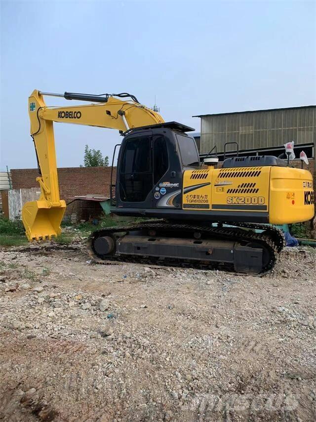 Kobelco SK 200 D Vikšriniai ekskavatoriai