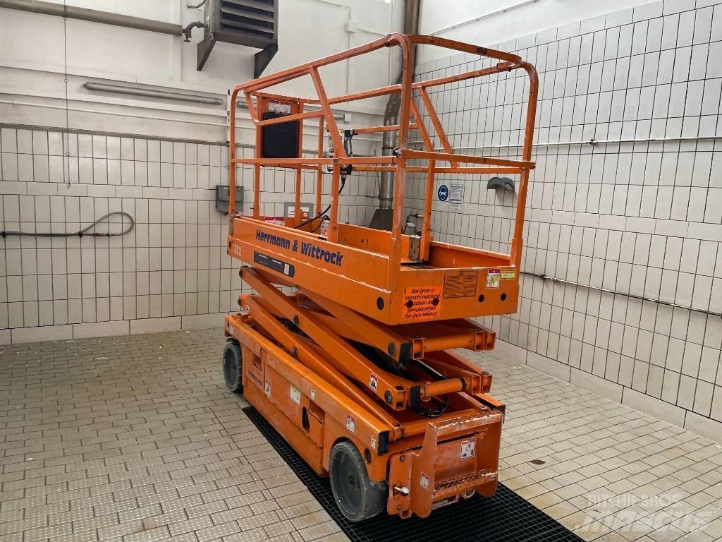 Haulotte Compact 8 Žirkliniai keltuvai