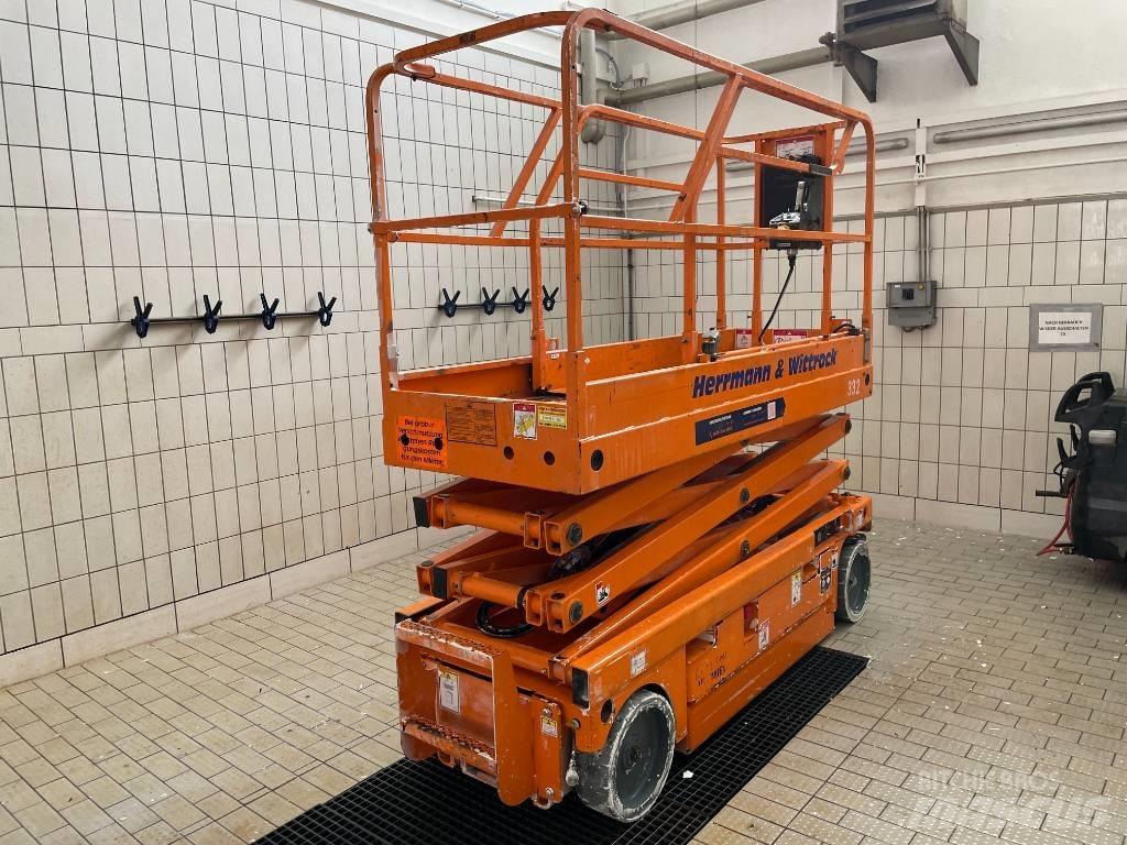 Haulotte Compact 8 Žirkliniai keltuvai