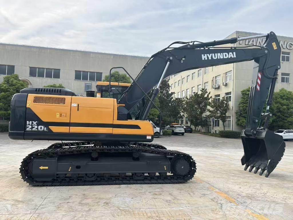Hyundai HX 220 L Vikšriniai ekskavatoriai