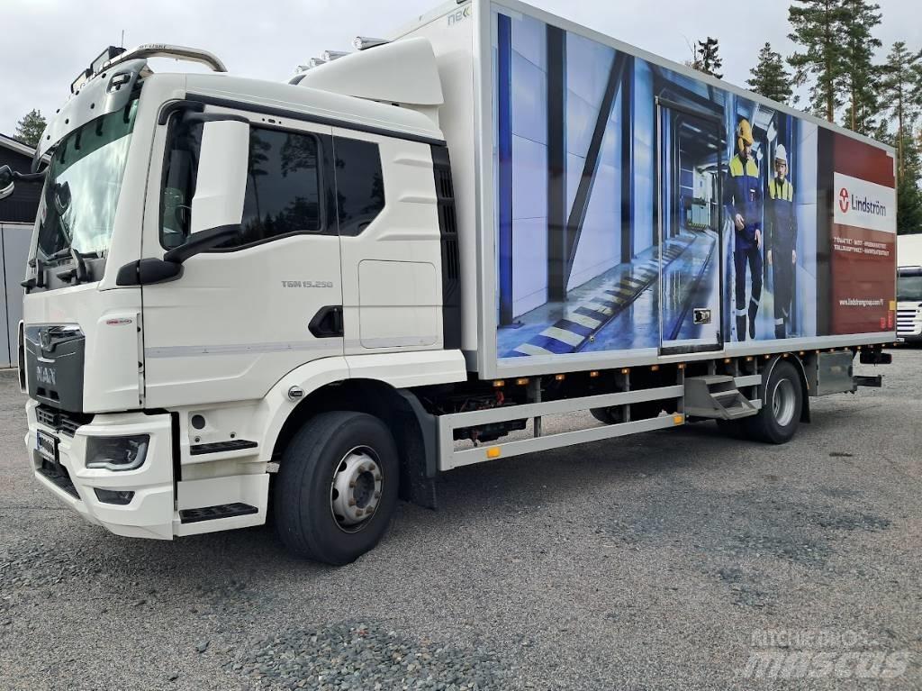 MAN TGM 15.250 Sunkvežimiai su dengtu kėbulu