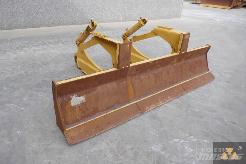 CAT Skidder blade Peiliai