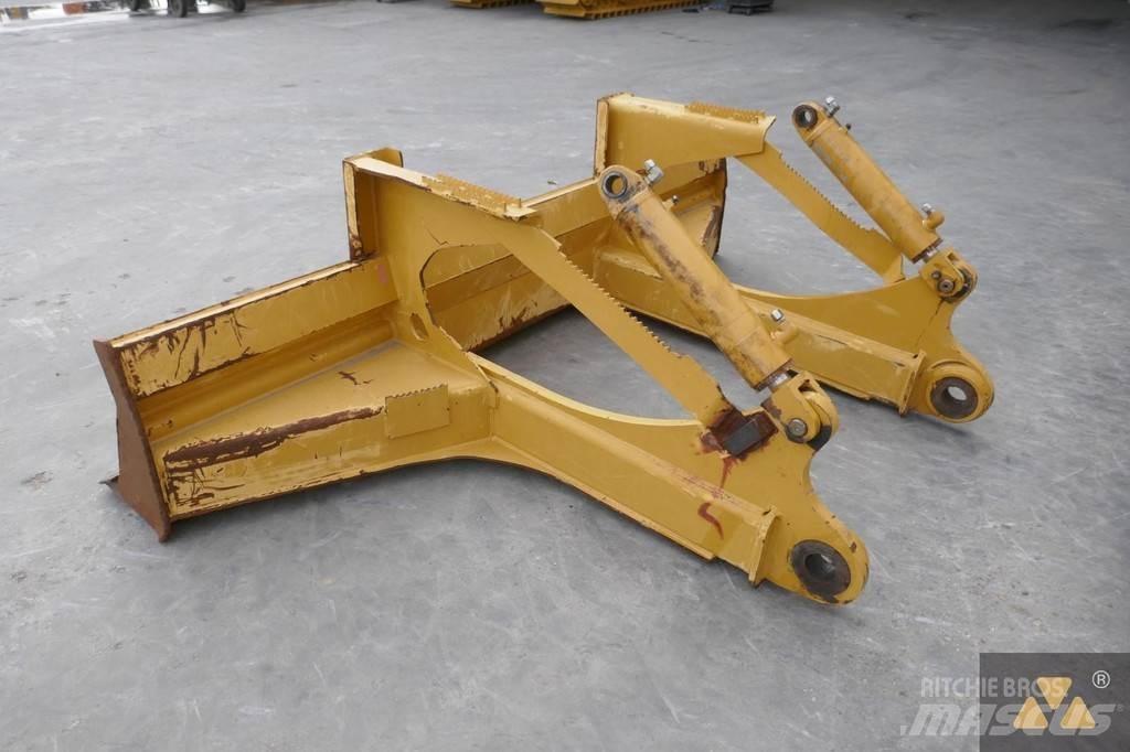 CAT Skidder blade Peiliai