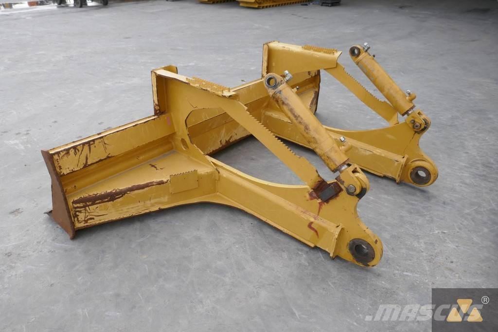 CAT Skidder blade Peiliai