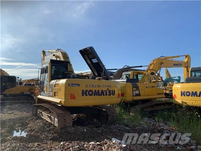 Komatsu PC 220-8 Vikšriniai ekskavatoriai