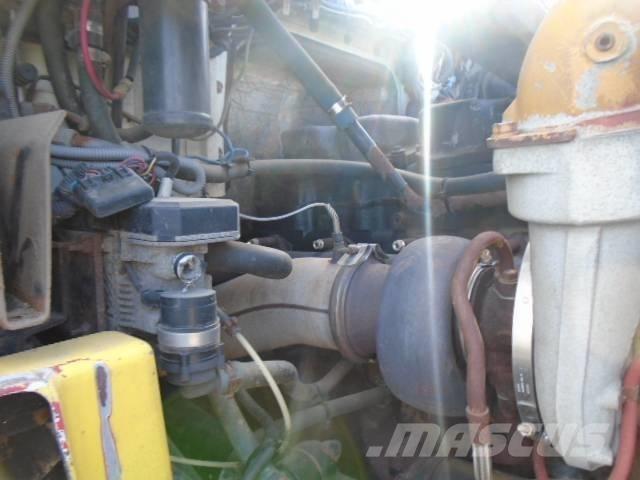 Western Star 4900 SA Pagalbos kelyje automobiliai