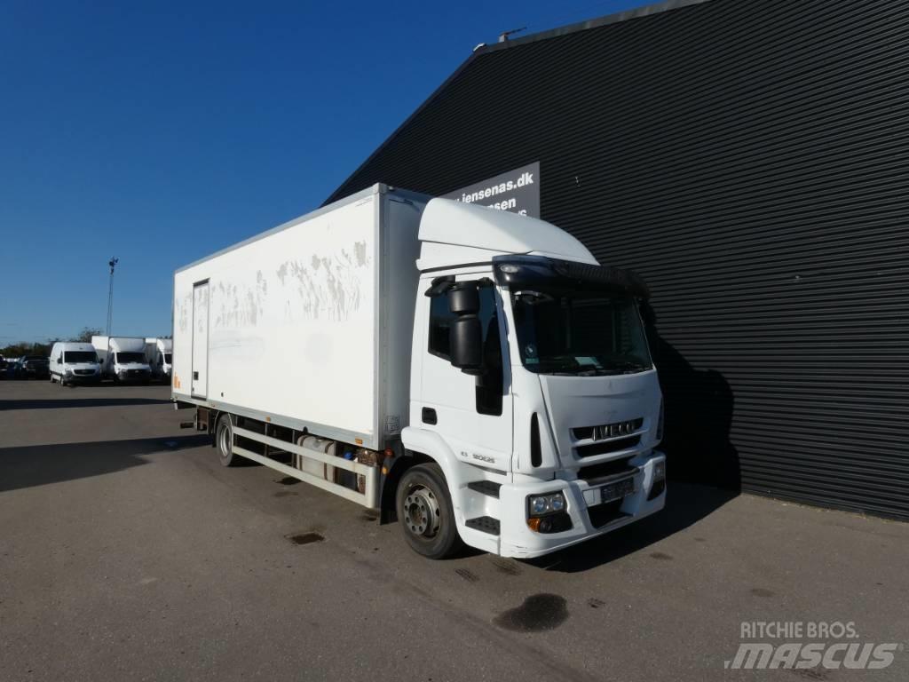 Iveco 120E 25 Sunkvežimiai su dengtu kėbulu