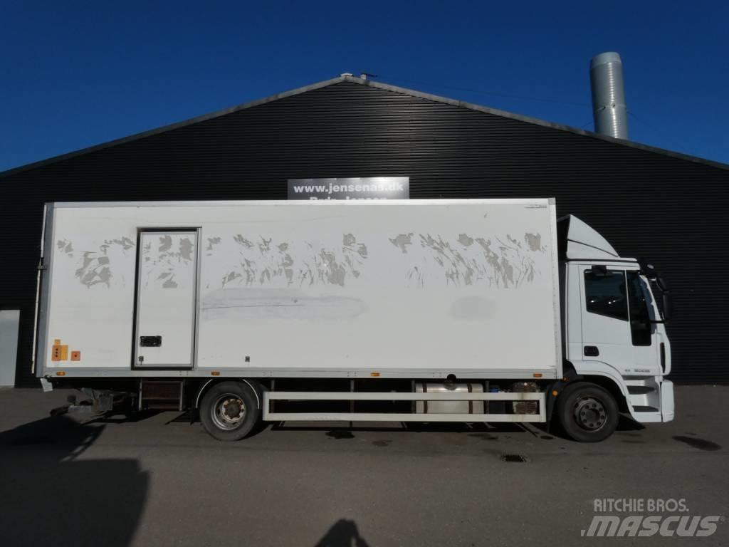 Iveco 120E 25 Sunkvežimiai su dengtu kėbulu