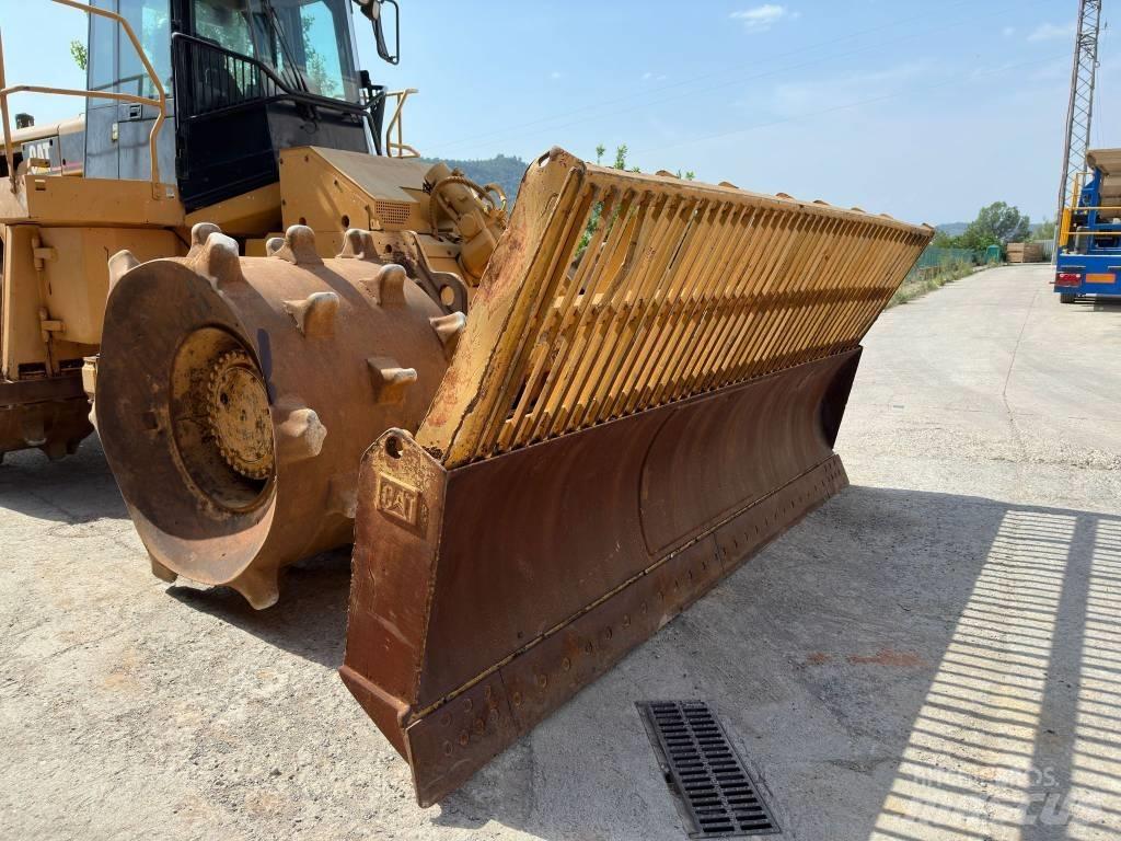 CAT 826H Atliekų presai