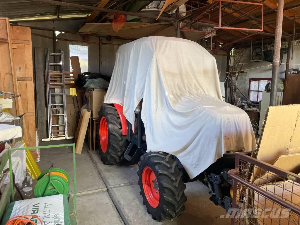 Kubota L2-421 Naudoti kompaktiški traktoriai