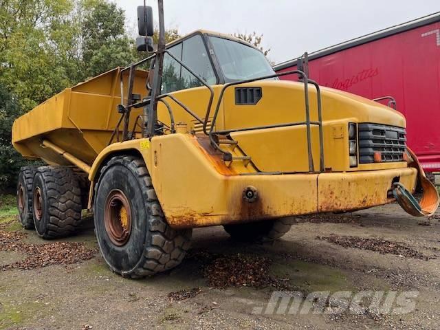 CAT 740 Karjeriniai savivarčiai