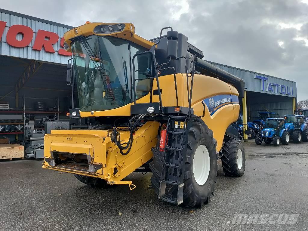 New Holland CX 5080 Derliaus nuėmimo kombainai
