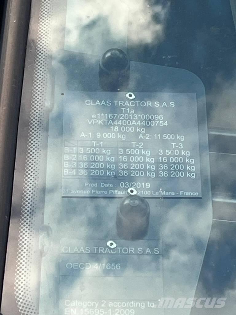 CLAAS Axion 920 Traktoriai