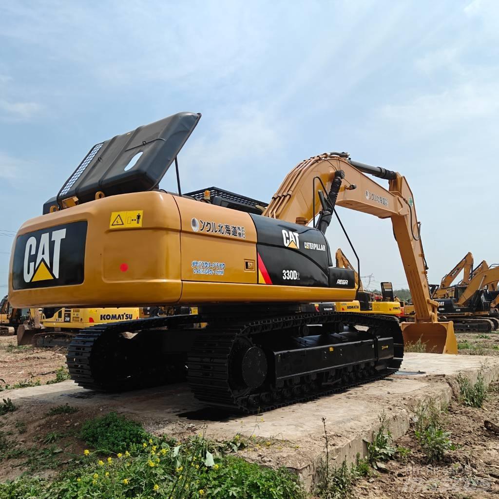 CAT 330D2 Vikšriniai ekskavatoriai