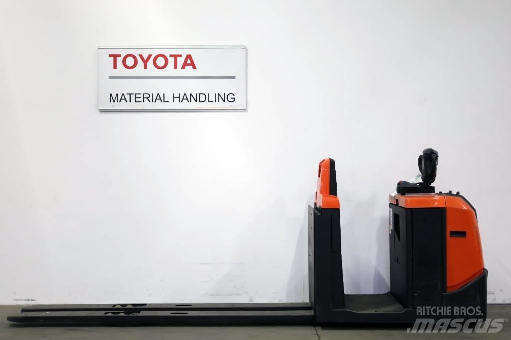 Toyota OSE 250 Mažų aukščių užsakytų prekių krautuvai