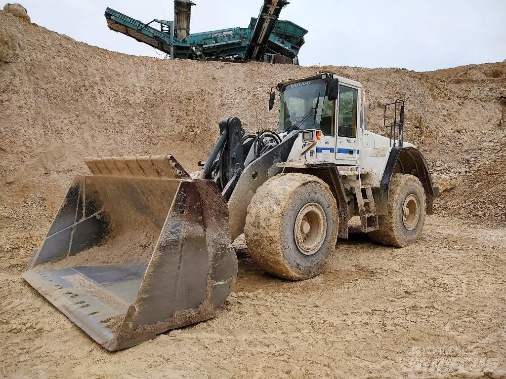 Volvo L 180 E Naudoti ratiniai krautuvai