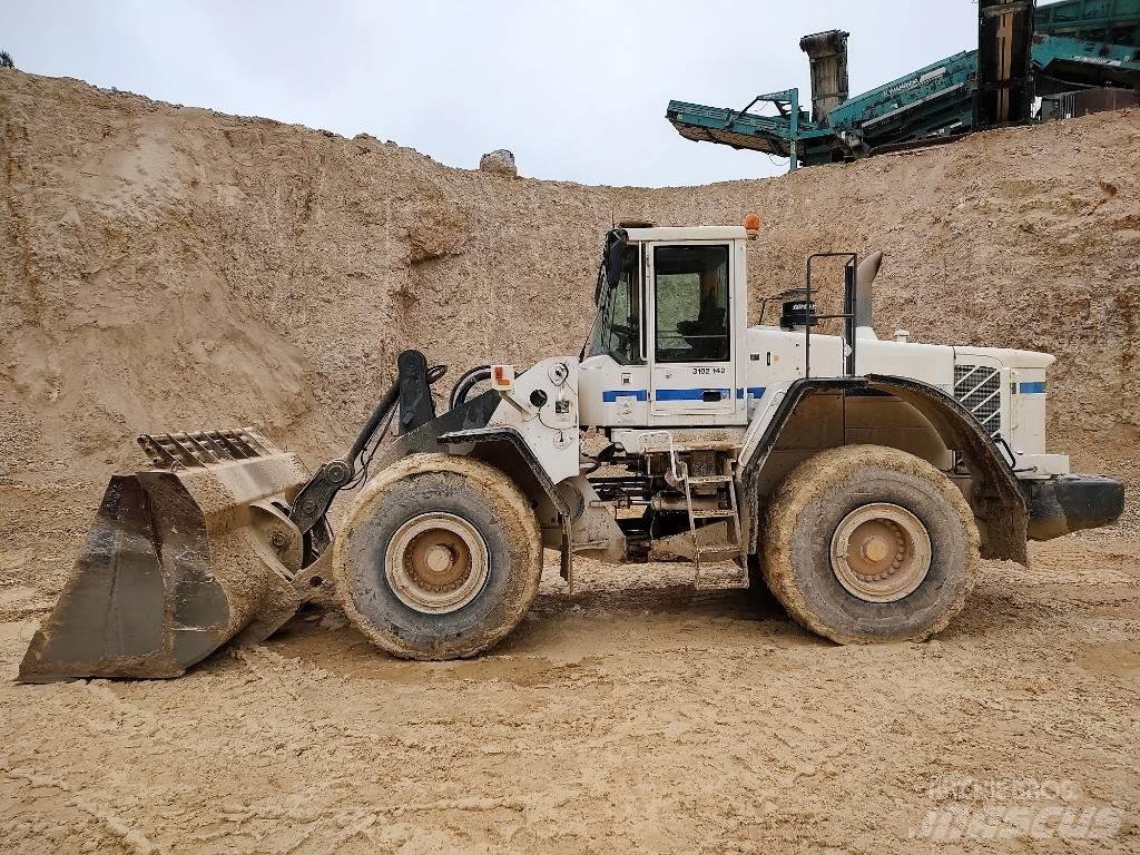 Volvo L 180 E Naudoti ratiniai krautuvai