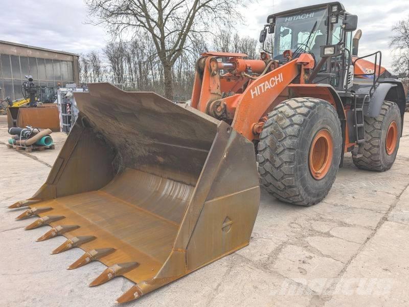 Hitachi ZW 330 Naudoti ratiniai krautuvai