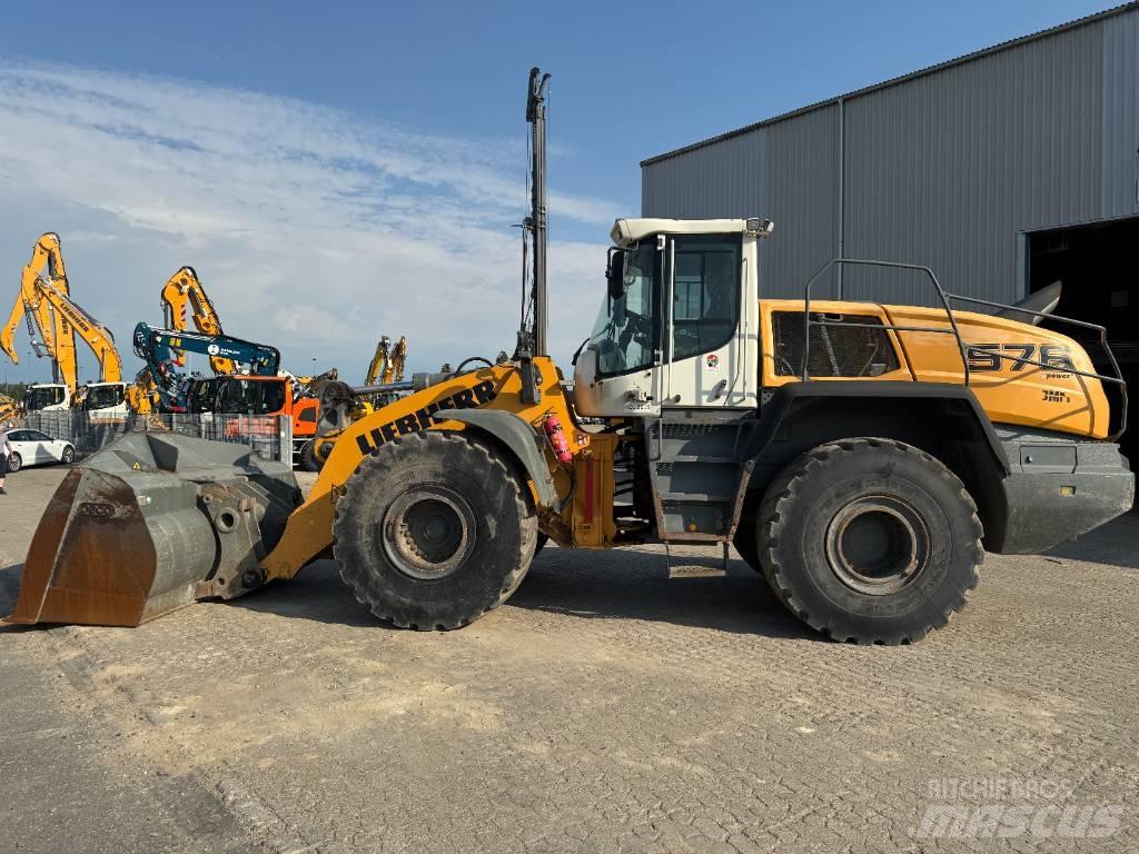 Liebherr L 576 Naudoti ratiniai krautuvai