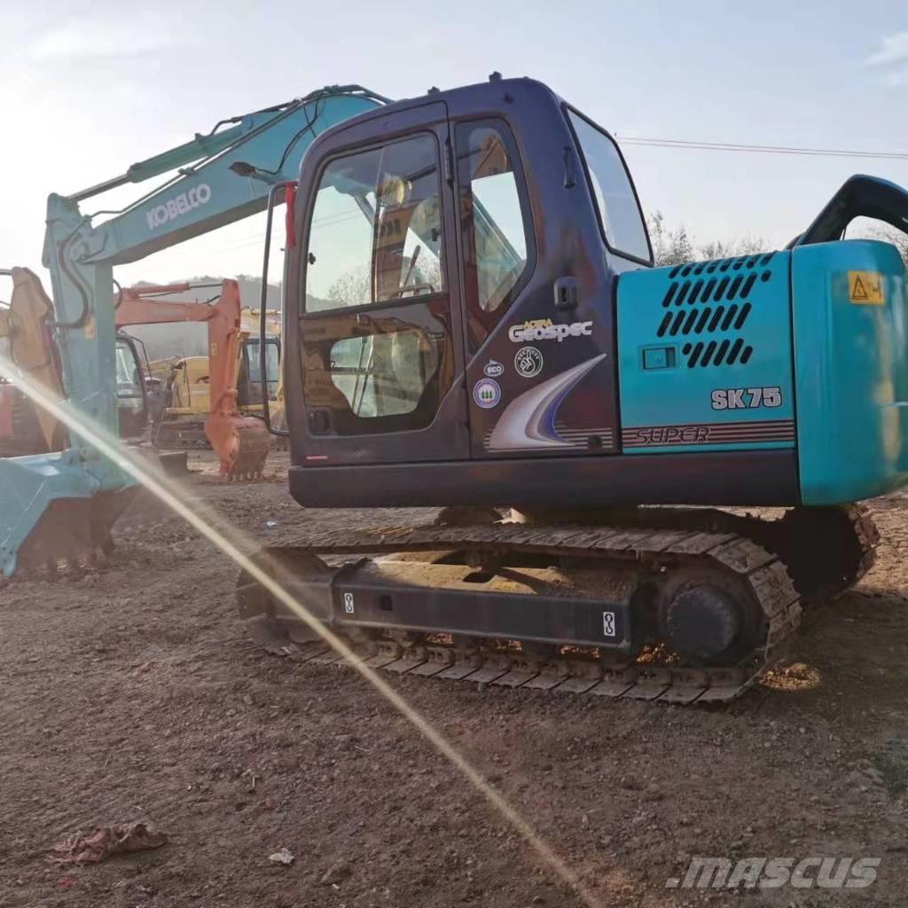 Kobelco SK75-8 Vidutinės galios ekskavatoriai 7-12 t