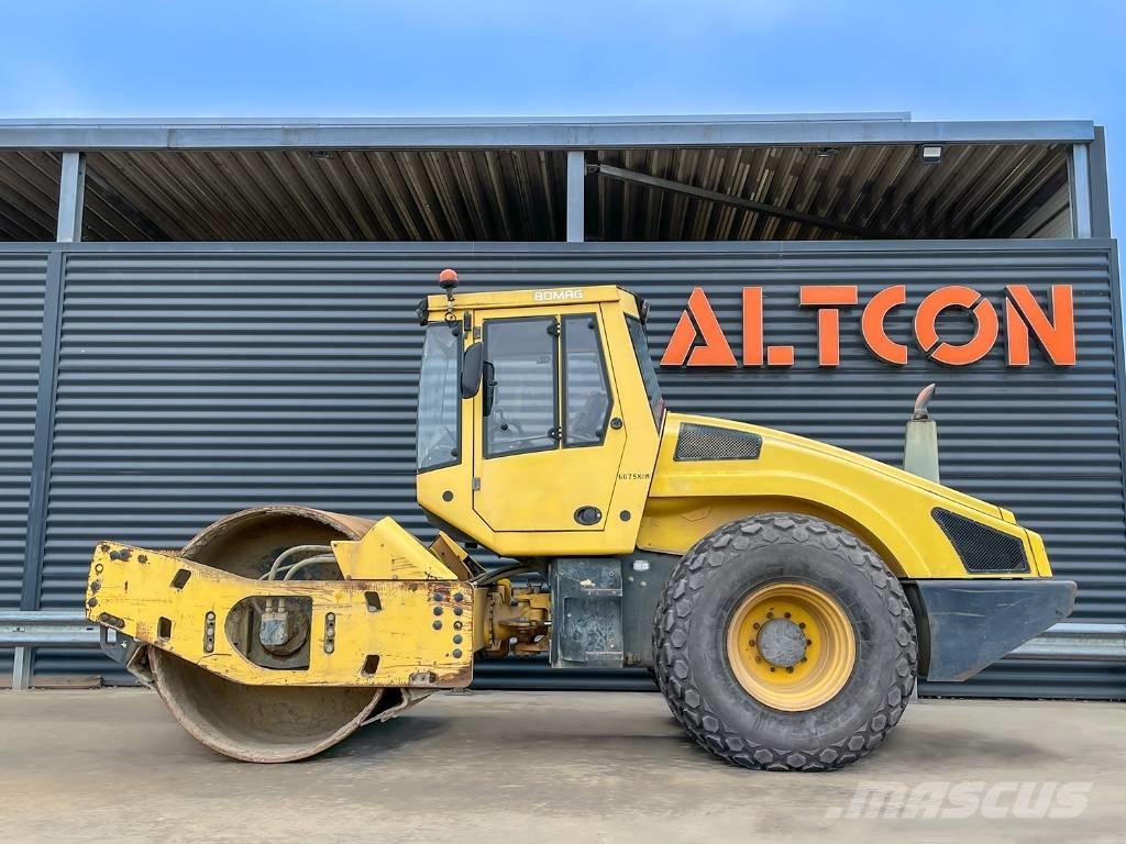 Bomag BW 213 DH-4 Vieno būgno volai