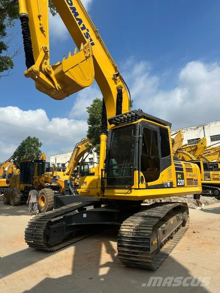 Komatsu PC220-8 Vidutinės galios ekskavatoriai 7-12 t