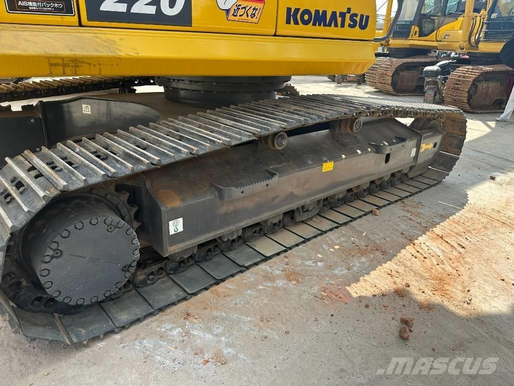 Komatsu PC220-8 Vidutinės galios ekskavatoriai 7-12 t
