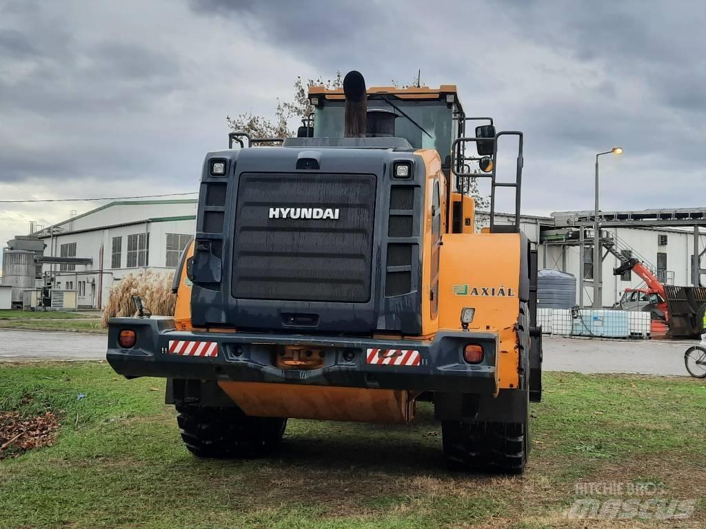 Hyundai HL 980 Naudoti ratiniai krautuvai