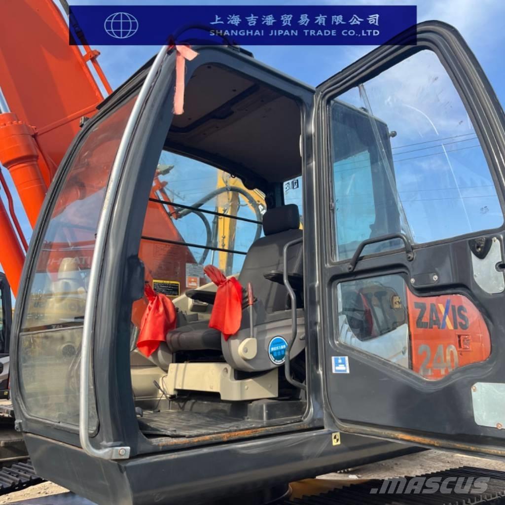 Hitachi ZX 240 Vikšriniai ekskavatoriai