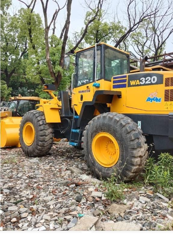 Komatsu WA 320-5 Naudoti ratiniai krautuvai