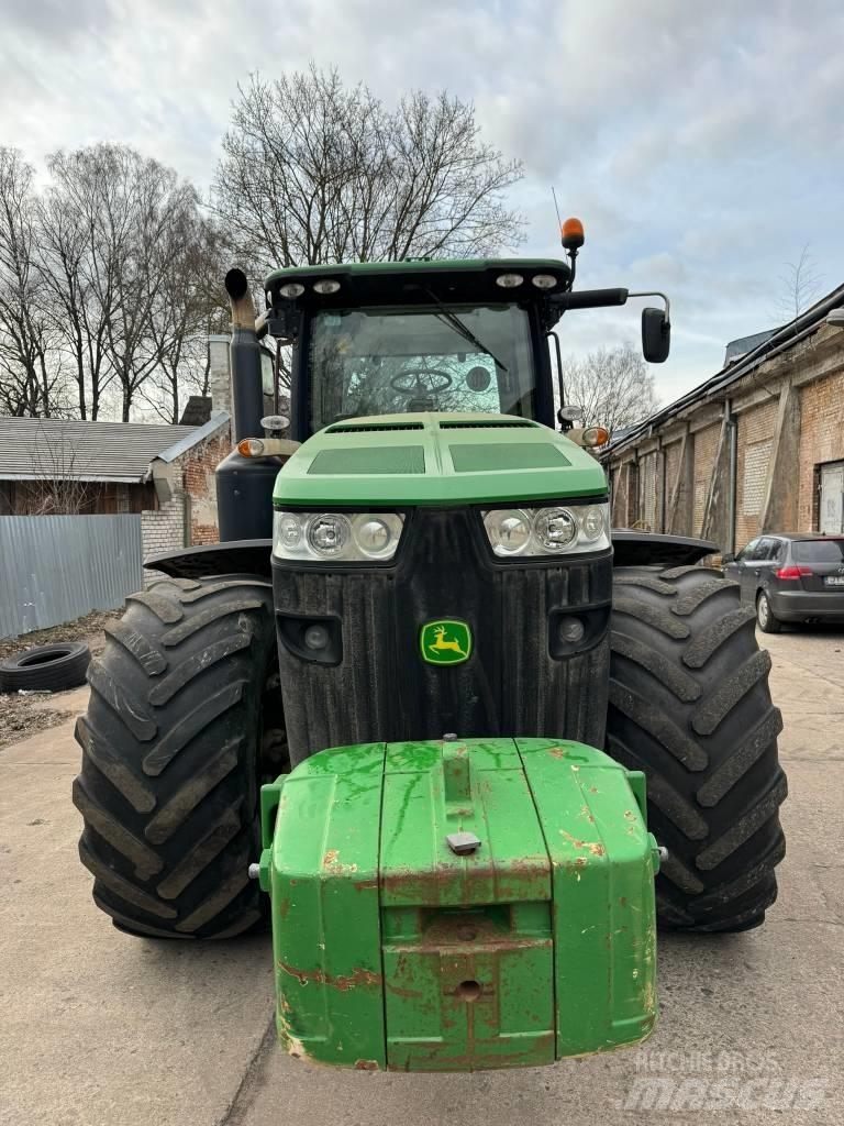 John Deere 8285 R Traktoriai