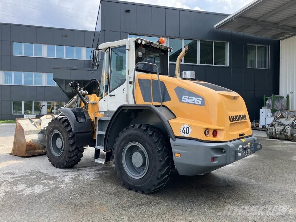 Liebherr L 526 Naudoti ratiniai krautuvai