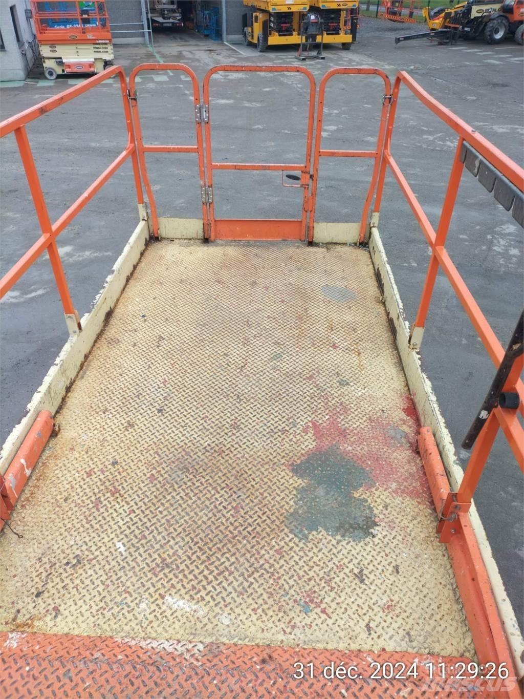 JLG 4069LE Žirkliniai keltuvai