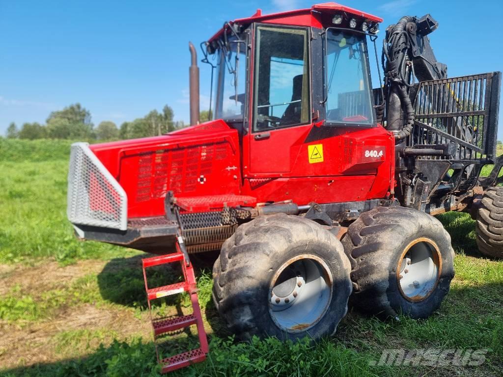 Komatsu 840.4 Naudoti miškovežiai (Forvarderiai)