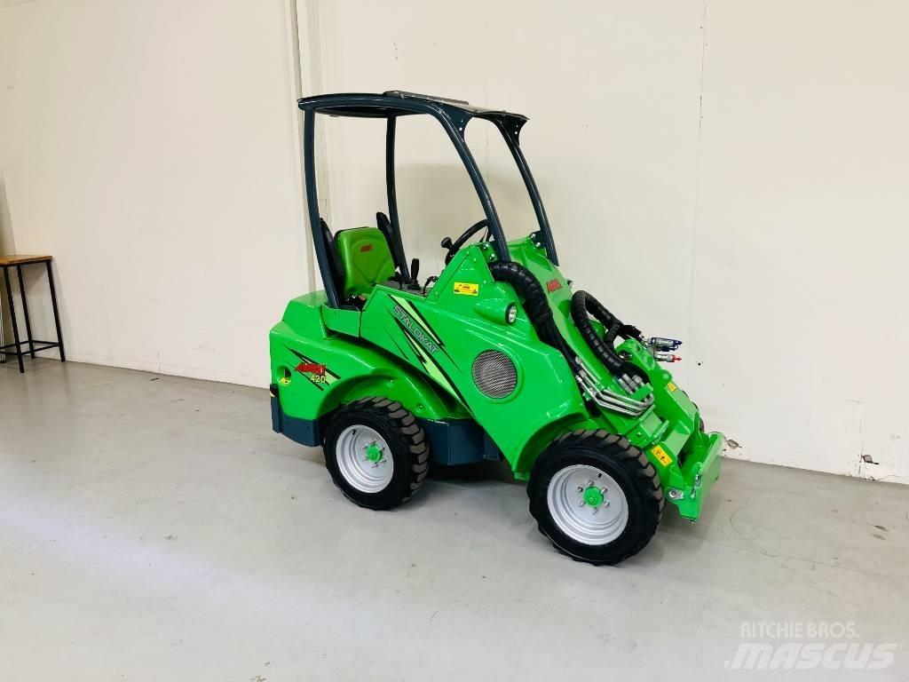 Avant 420 Mini krautuvai