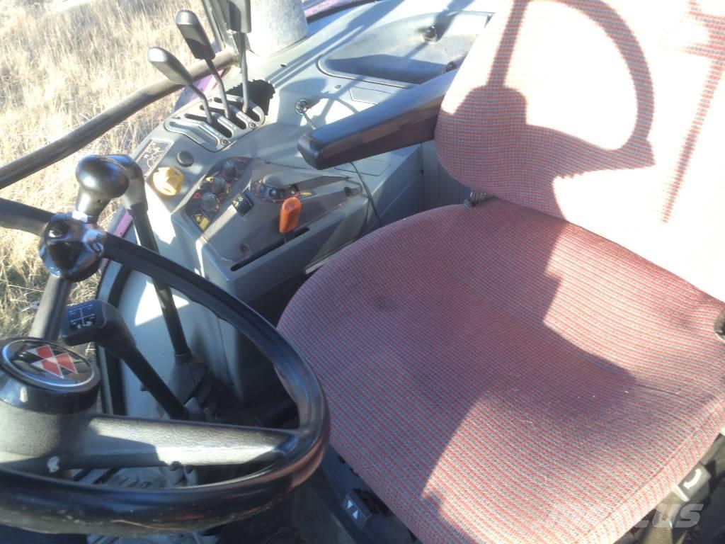 Massey Ferguson 8120 Traktoriai