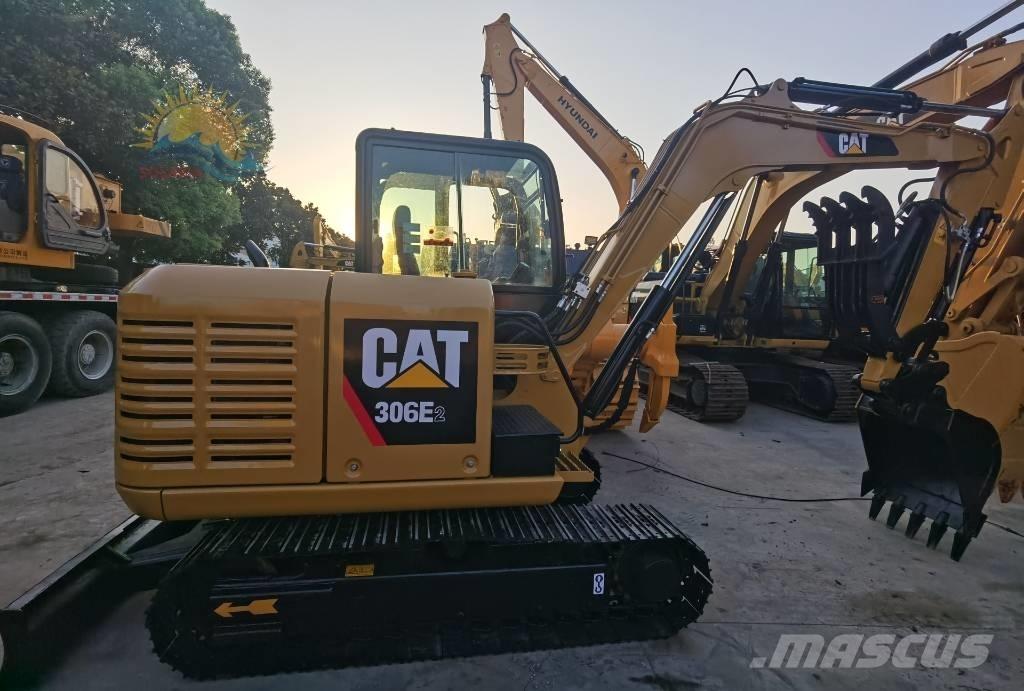 CAT 306E2 Vikšriniai ekskavatoriai