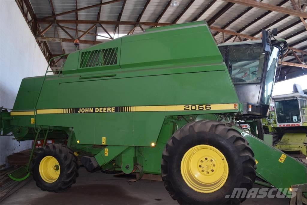 John Deere 2066 Derliaus nuėmimo kombainai