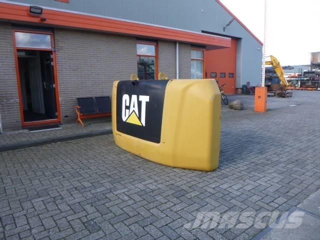 CAT 336 F L Važiuoklė ir suspensija