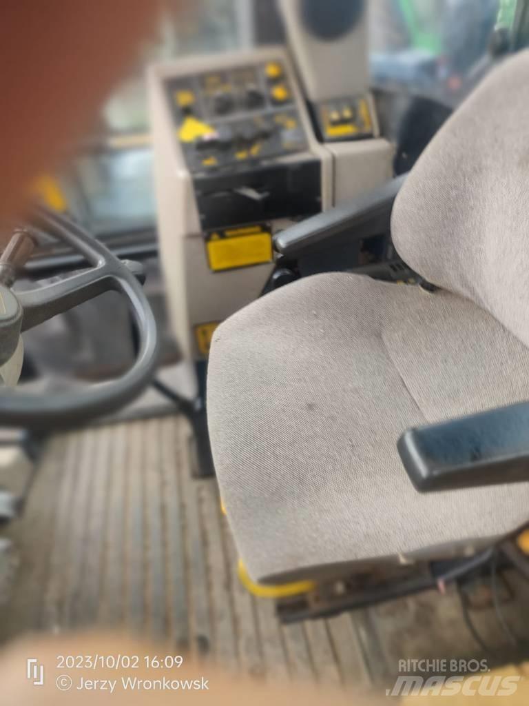 JCB 1135 4WS Traktoriai