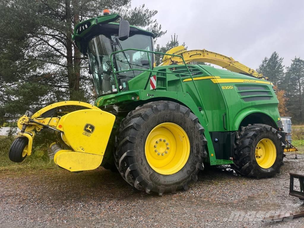 John Deere 8300 Pašarų ruošimo technika