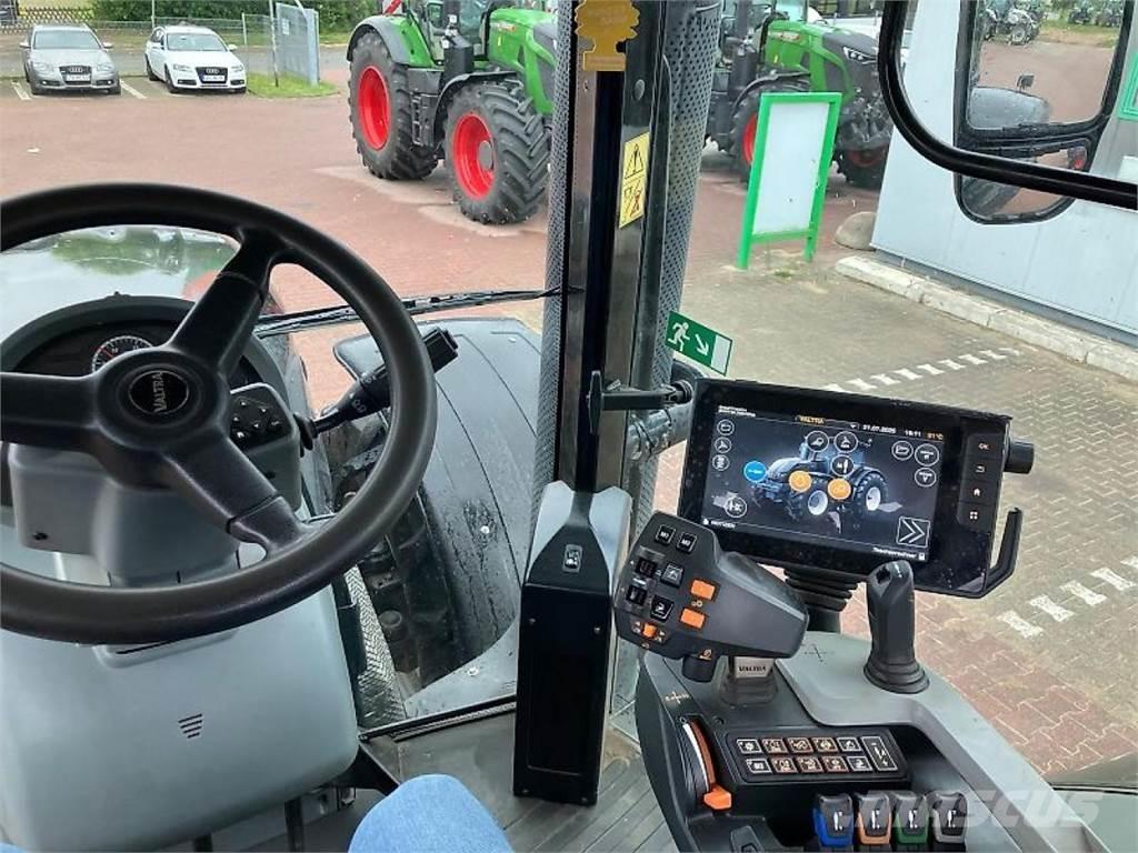 Valtra S 394 Traktoriai